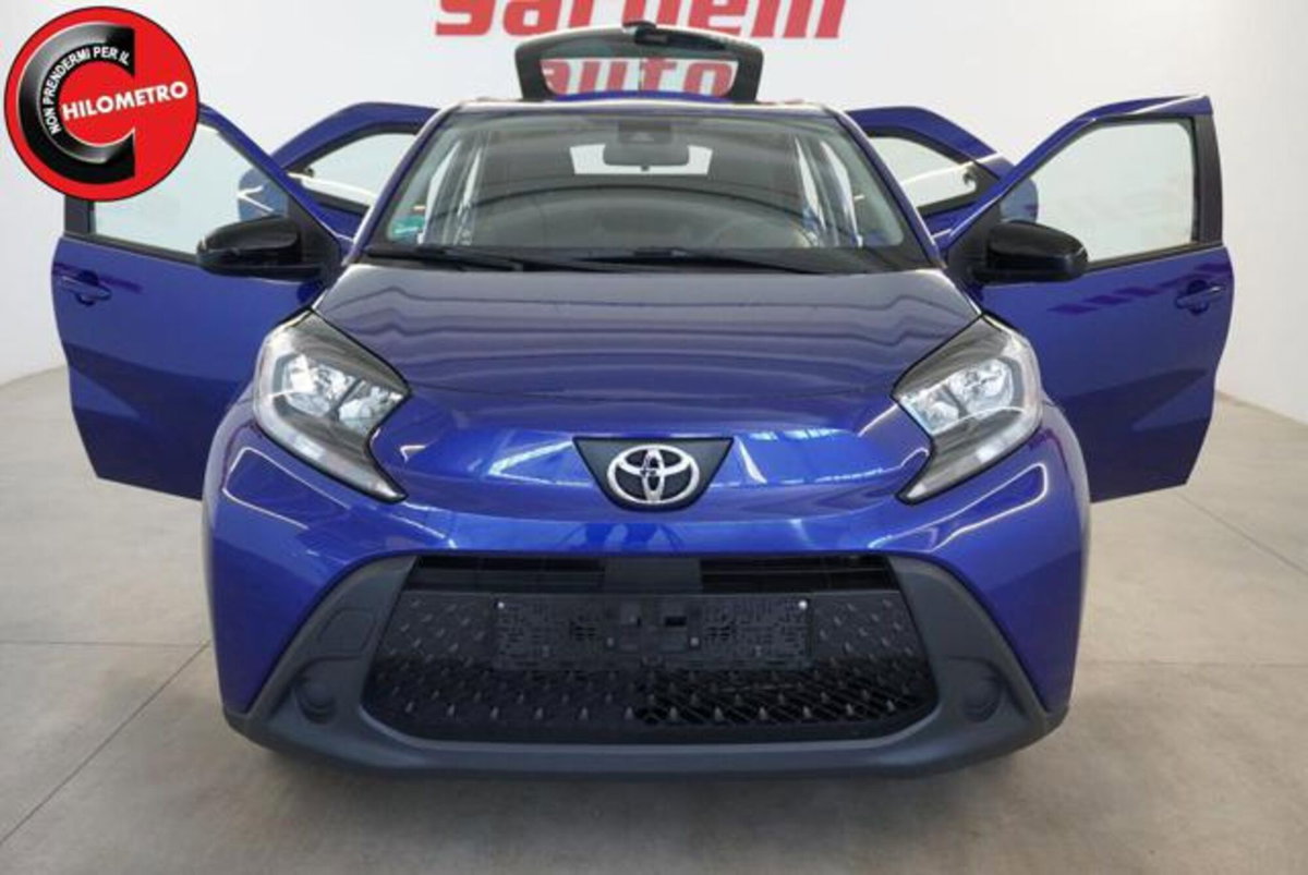 Toyota Aygo X 1.0 VVT-i 72 CV 5 porte Limited Air (3)
