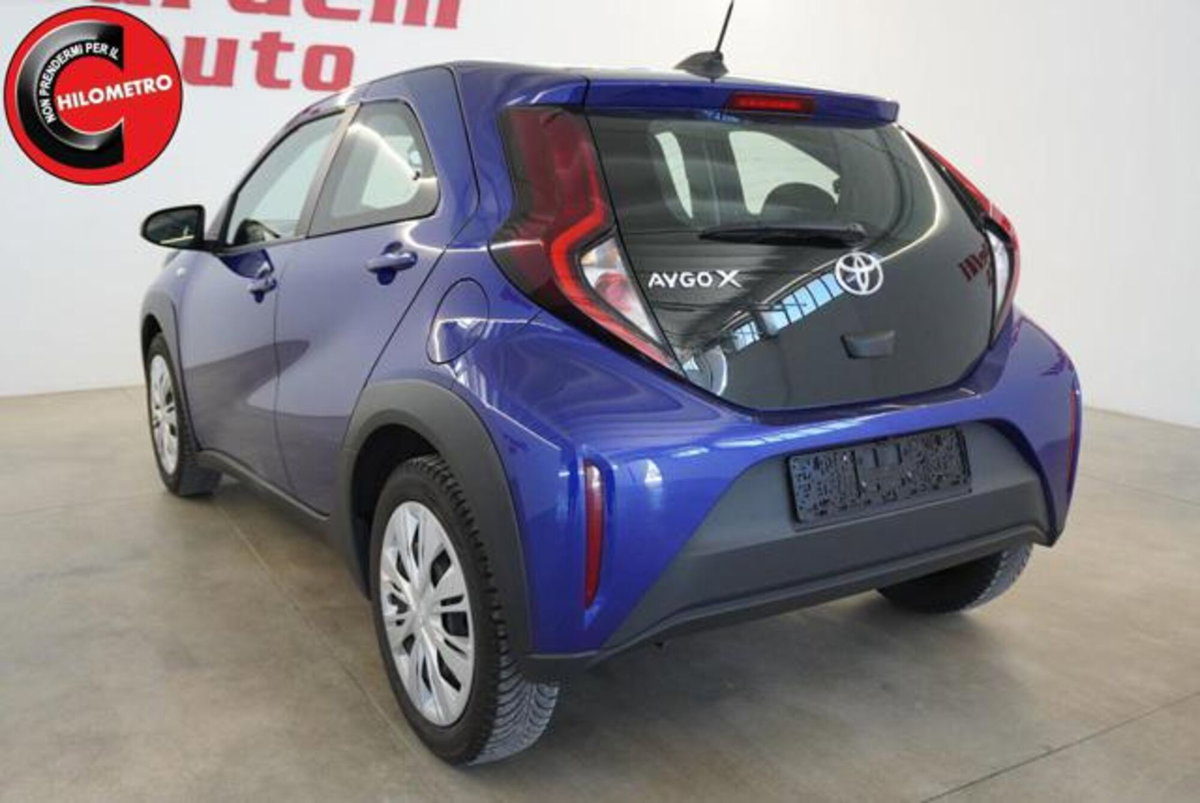 Toyota Aygo X 1.0 VVT-i 72 CV 5 porte Limited Air (5)