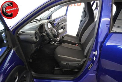 Toyota Aygo X 1.0 VVT-i 72 CV 5p. Undercover S-CVT (8)