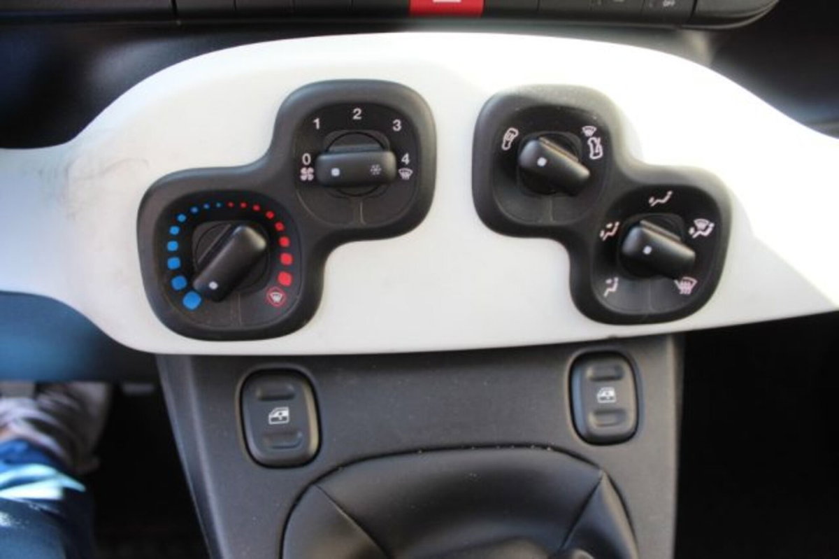 Fiat Panda Cross 1.0 firefly hybrid Cross s&s 70cv 5p.ti (14)