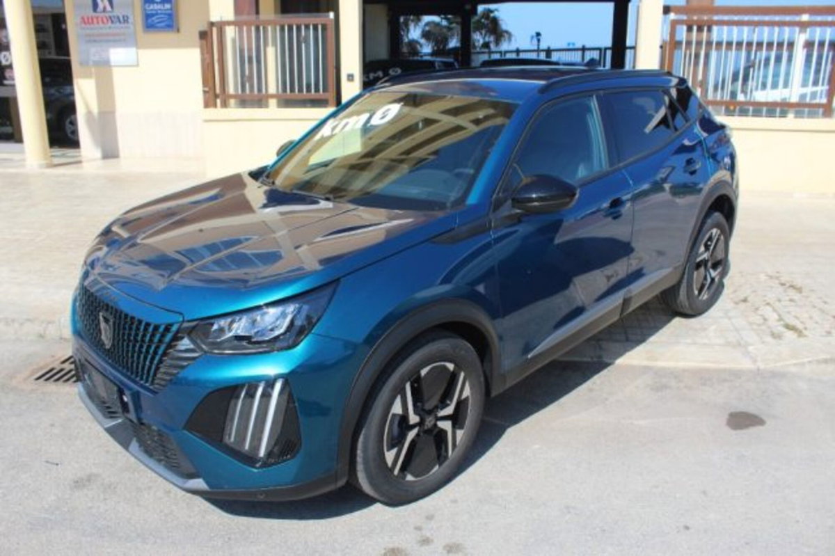 Peugeot 2008 PureTech 100 S&S Allure (2)