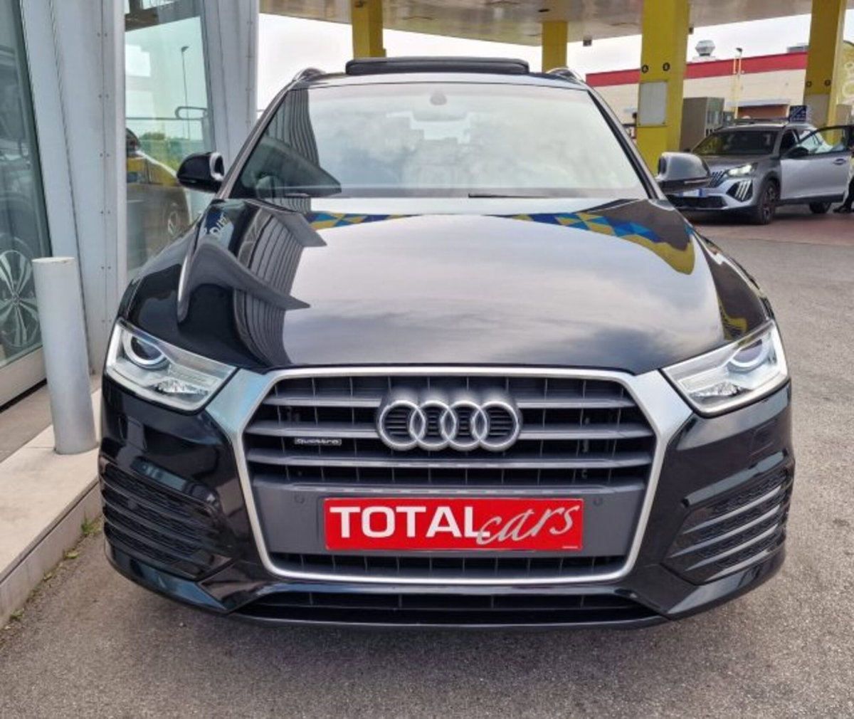 Audi Q3 2.0 TDI 184 CV quattro S tronic S line Edition (2)