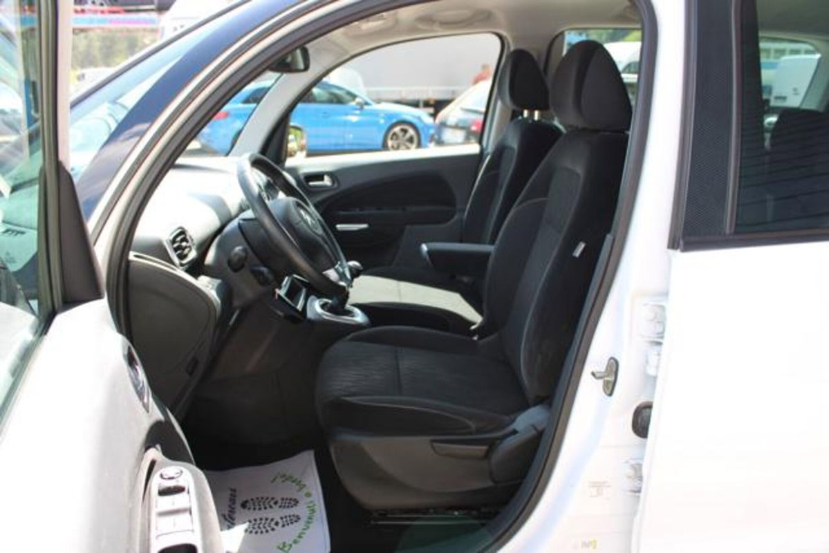 Citroen C3 Picasso 1.6 HDi 115 Exclusive (10)