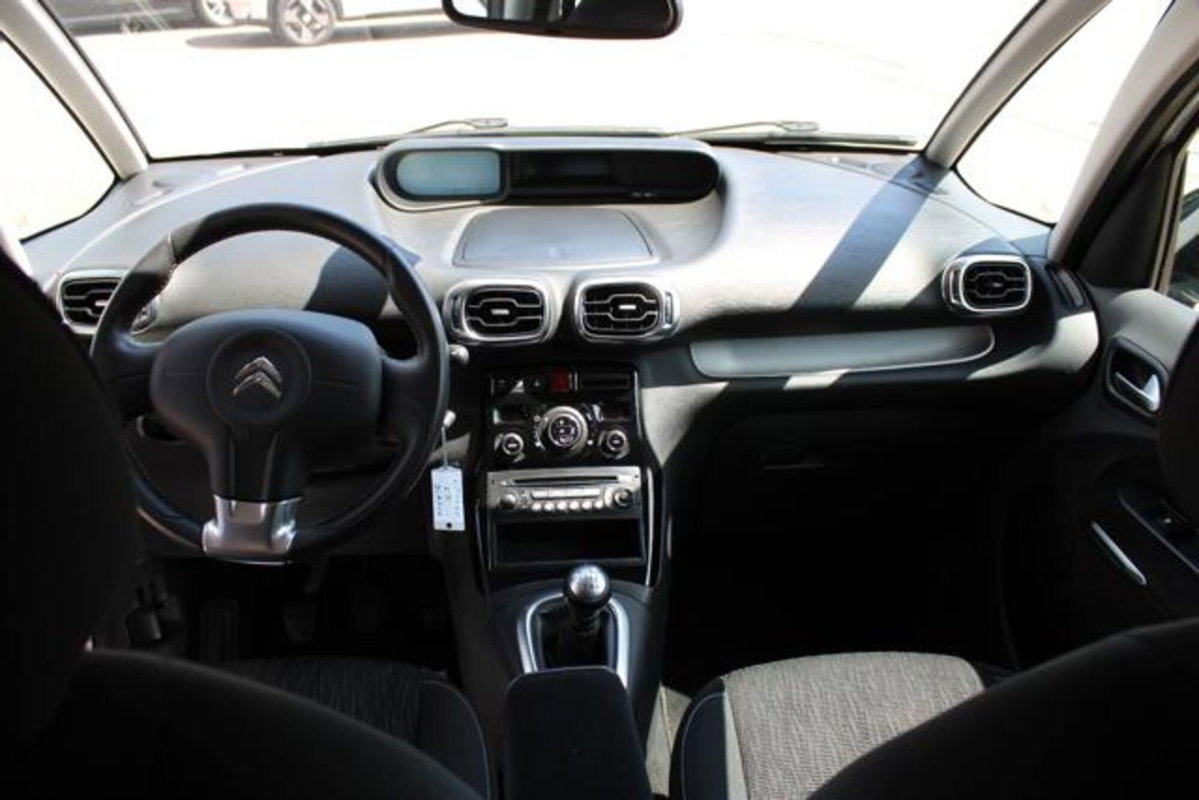Citroen C3 Picasso 1.6 HDi 115 Exclusive (12)