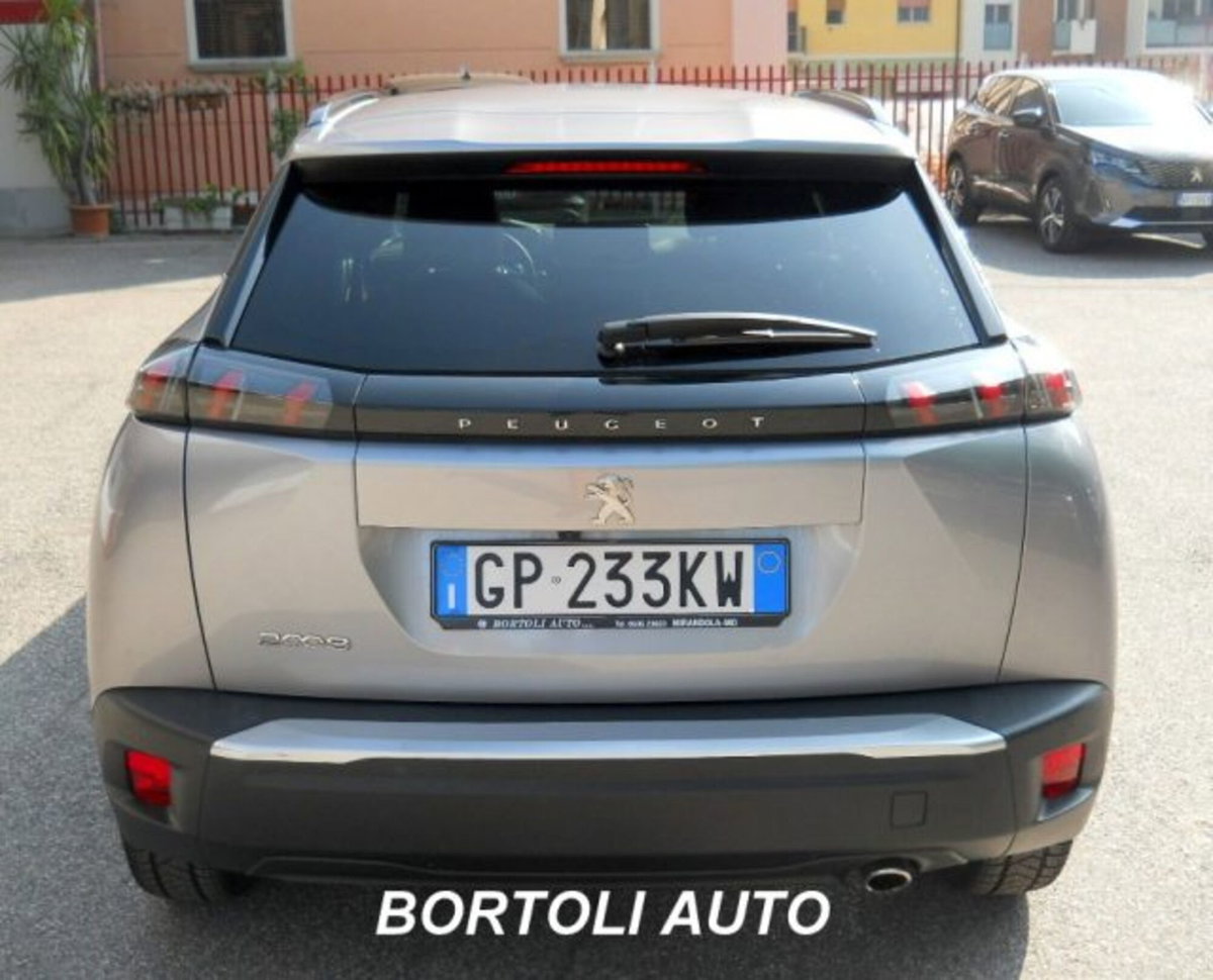Peugeot 2008 BlueHDi 130 S&S EAT8 Allure Pack (4)