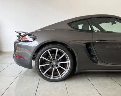 Porsche 718 Cayman  Cayman 2.0 300cv (12)
