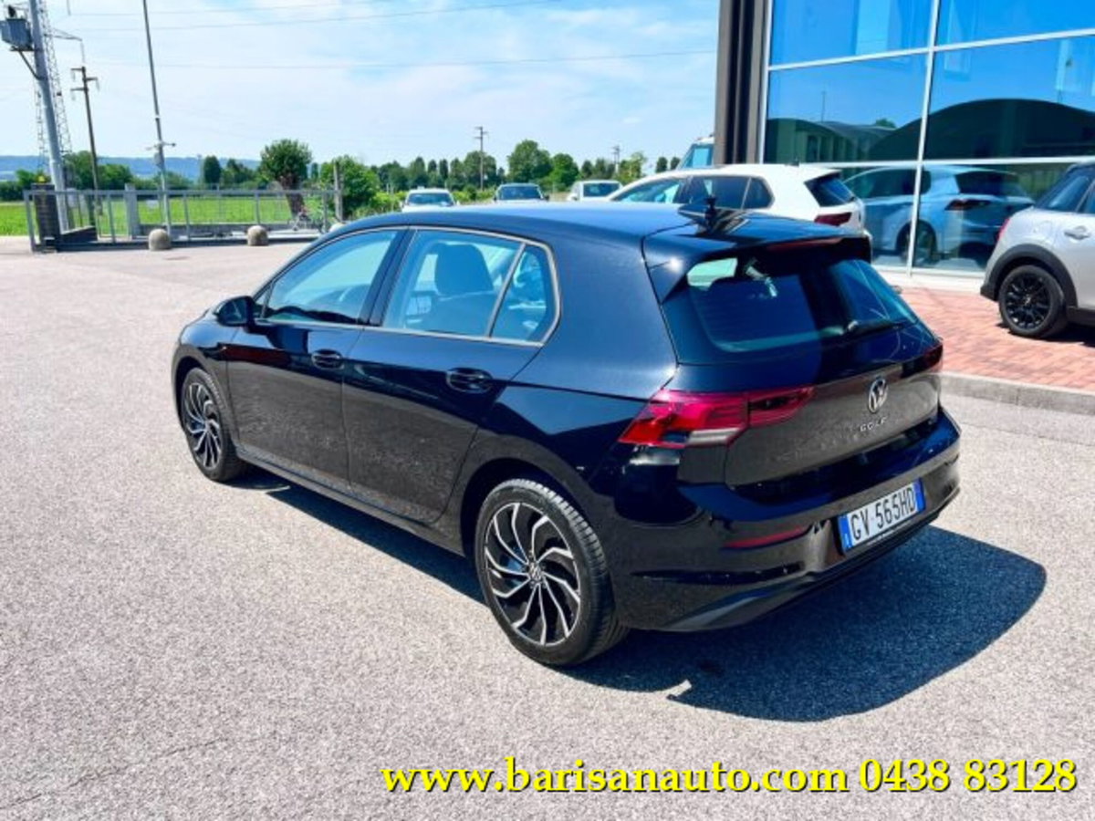 Volkswagen Golf Variant 1.0 eTSI EVO DSG Life (4)