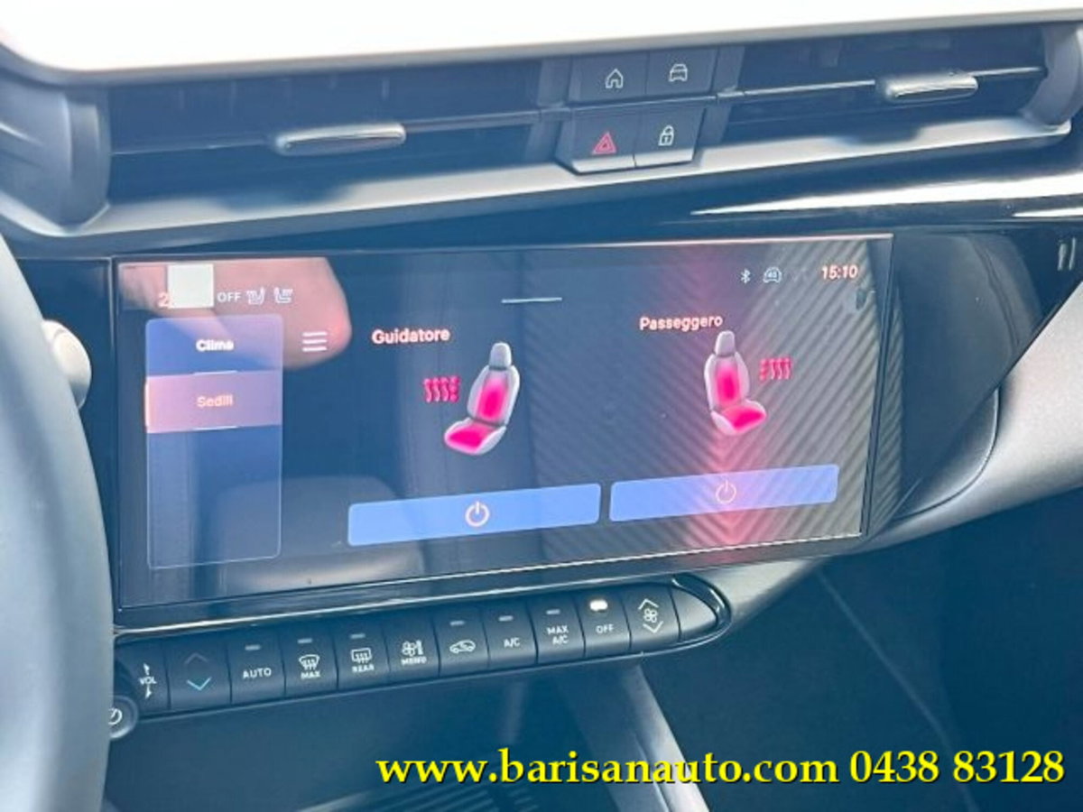 Alfa Romeo Junior 1.2 ibrida Speciale 145cv edct6 (13)
