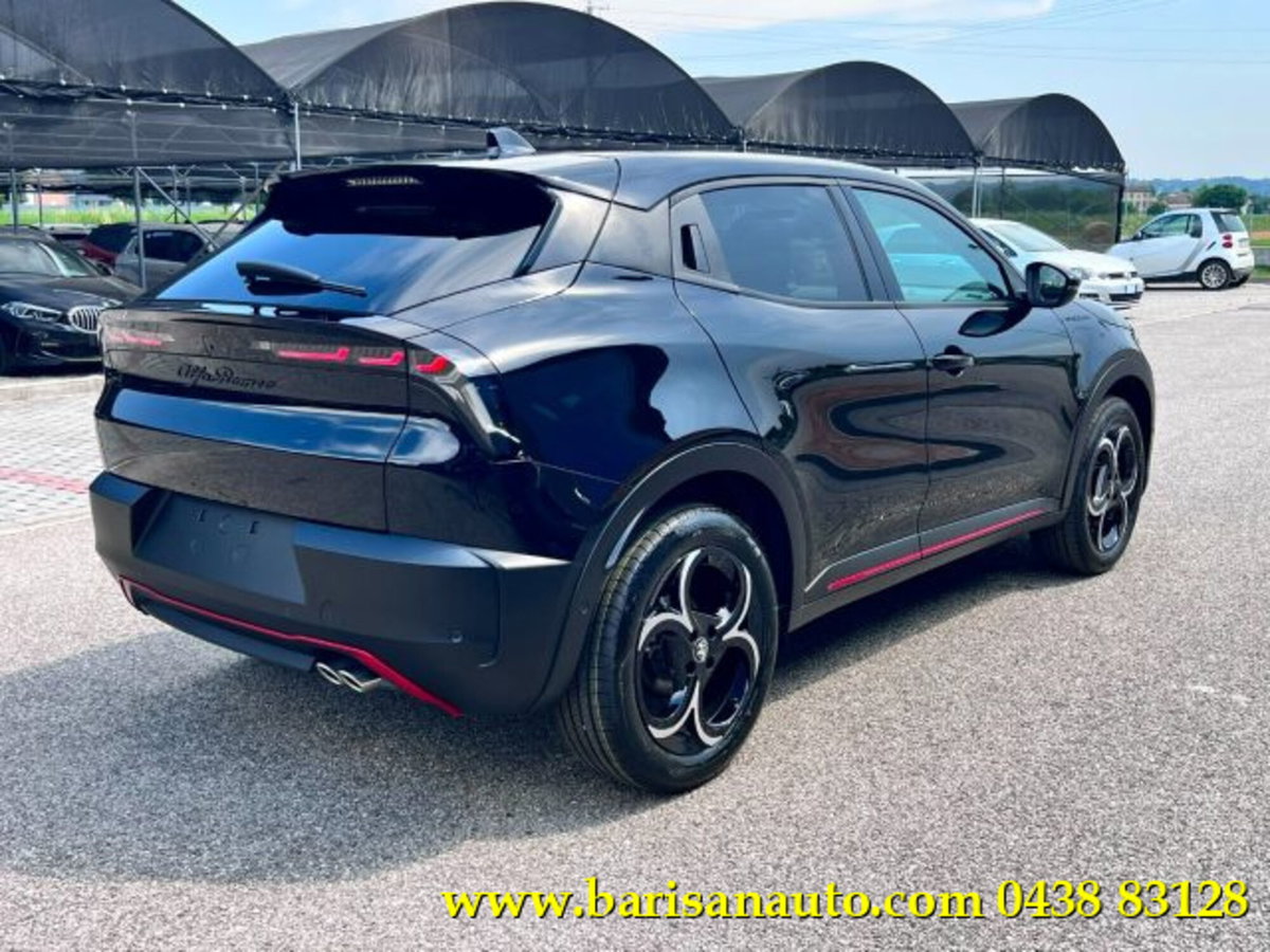 Alfa Romeo Junior 1.2 ibrida Speciale 145cv edct6 (3)