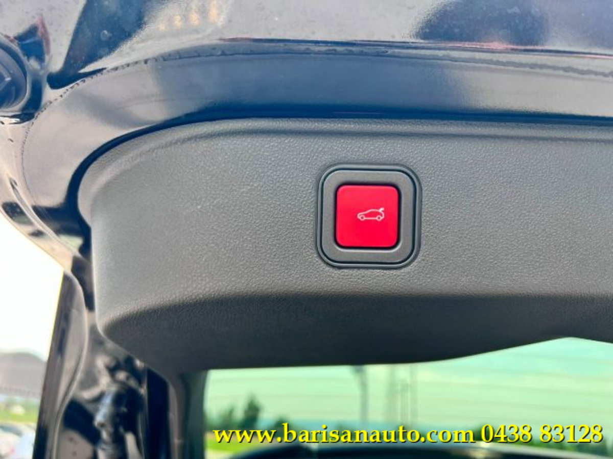 Alfa Romeo Junior 1.2 ibrida Speciale 145cv edct6 (9)