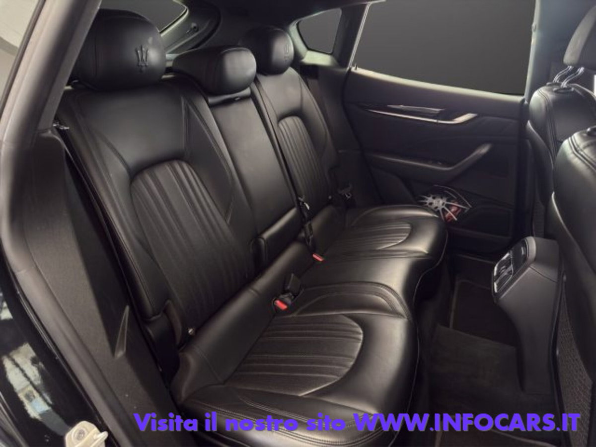 Maserati Levante Levante MHEV 330 CV AWD Executive (8)
