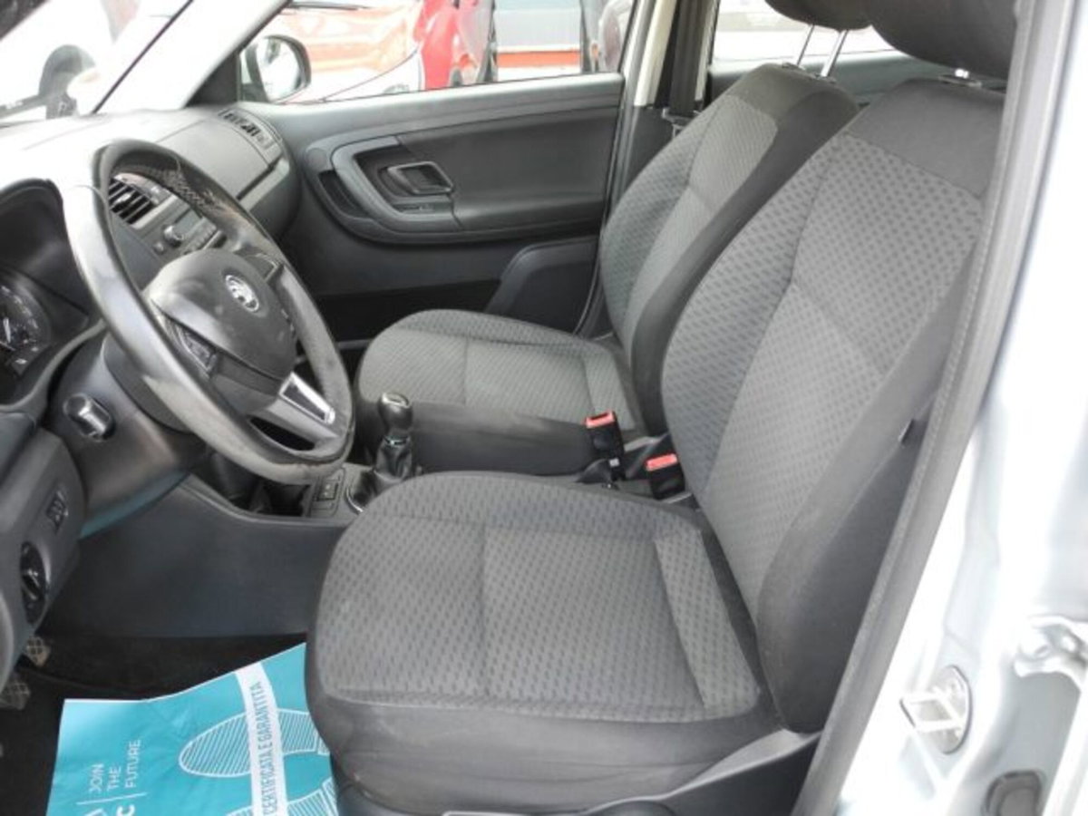 Skoda Fabia 1.6 TDI CR 75CV 5p. Ambition (11)