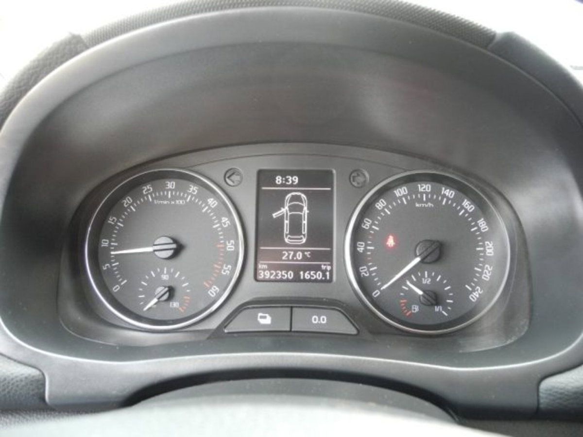 Skoda Fabia 1.6 TDI CR 75CV 5p. Ambition (6)