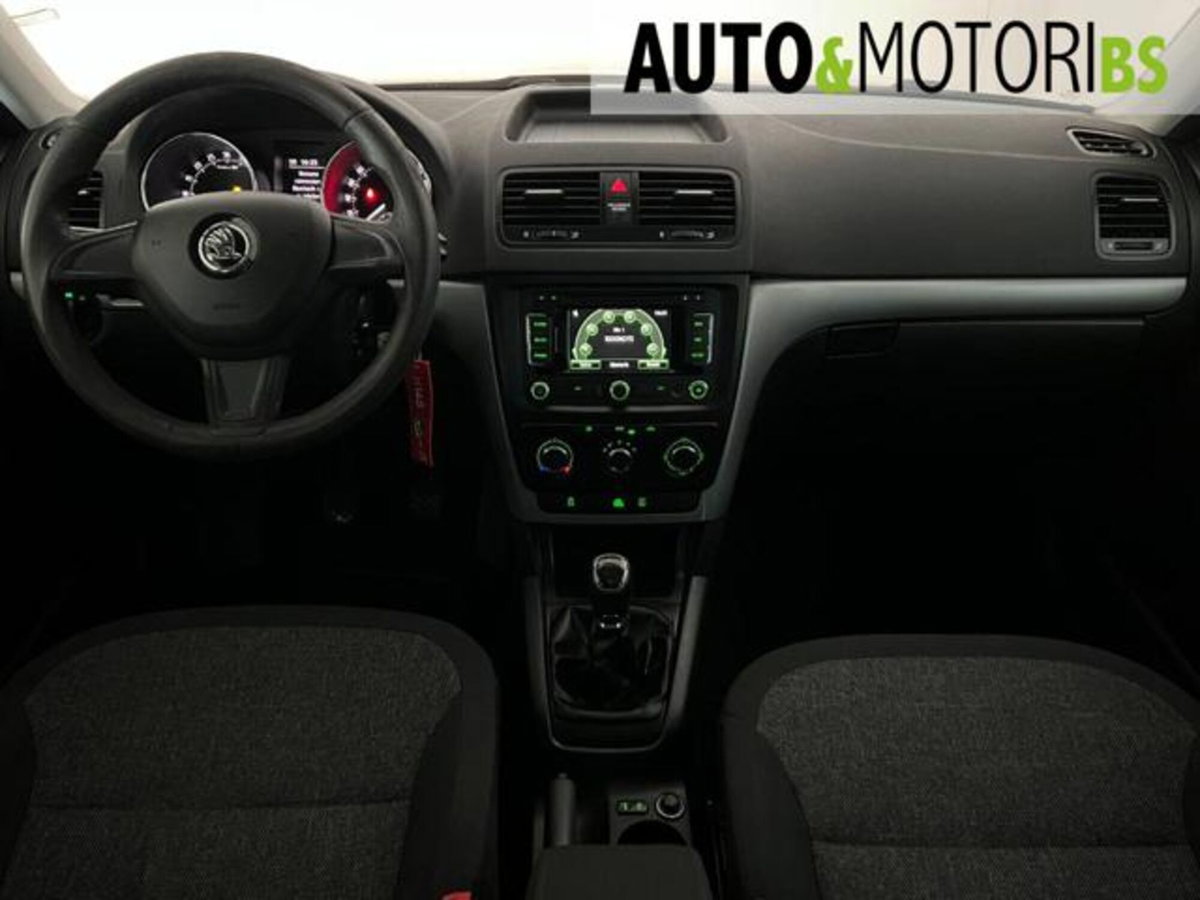 Skoda Yeti 2.0 TDI CR 110CV 4x4 Ambition (10)