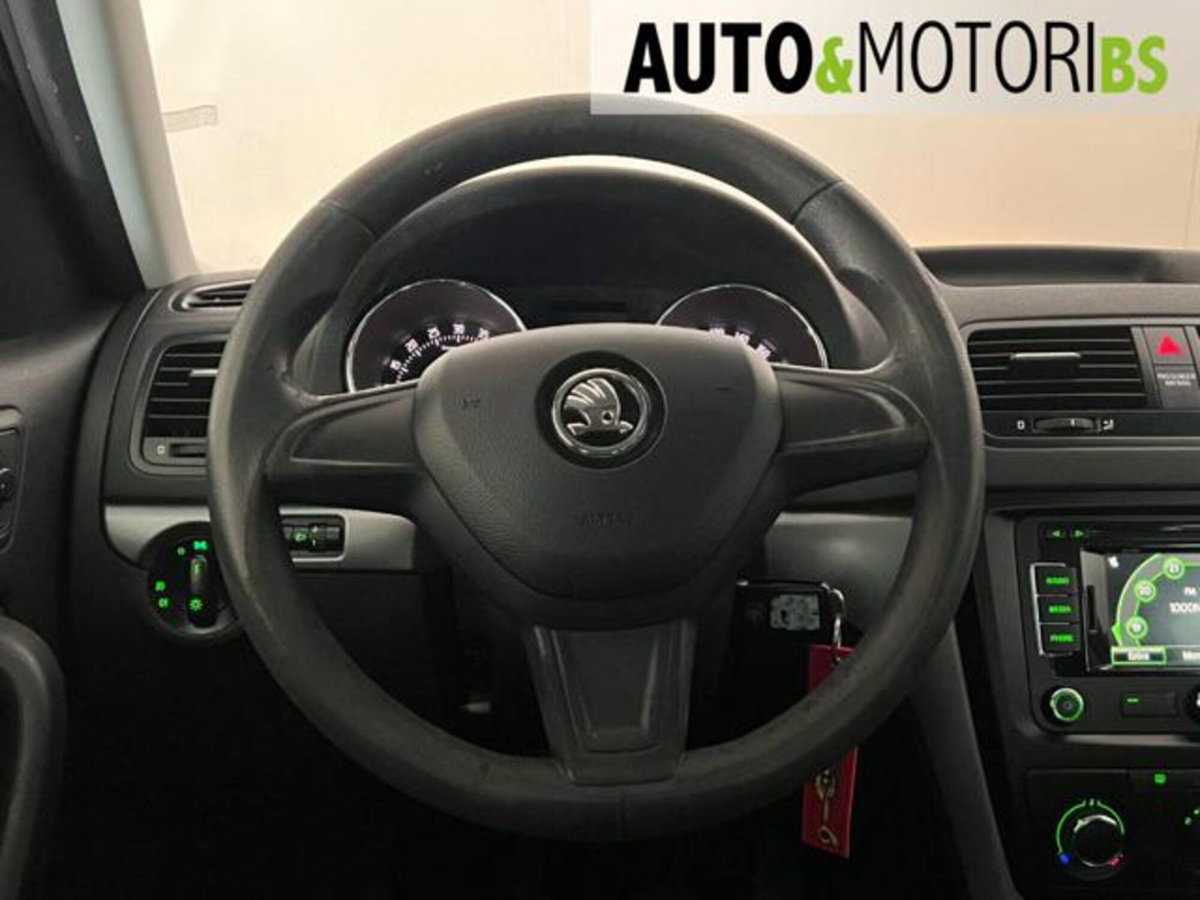 Skoda Yeti 2.0 TDI CR 110CV 4x4 Ambition (11)