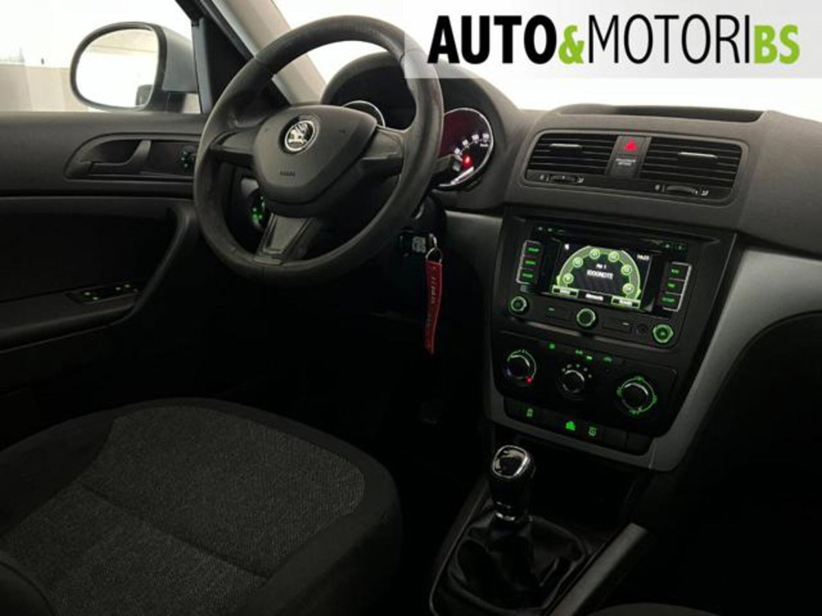 Skoda Yeti 2.0 TDI CR 110CV 4x4 Ambition (16)