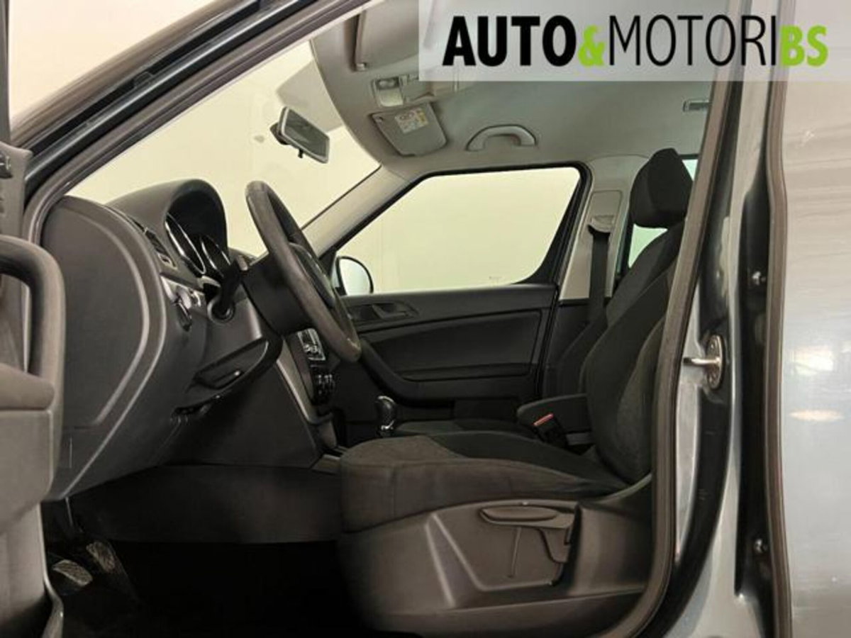 Skoda Yeti 2.0 TDI CR 110CV 4x4 Ambition (9)