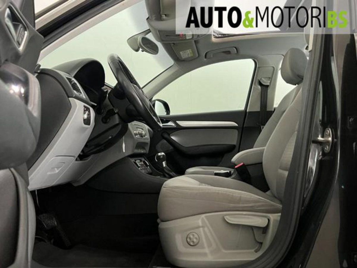 Audi Q3 2.0 TDI 150 CV quattro S tronic Business (9)