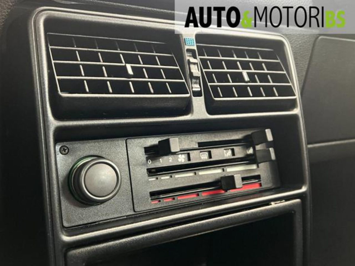 Fiat Uno 60 Selecta 3 porte S (13)