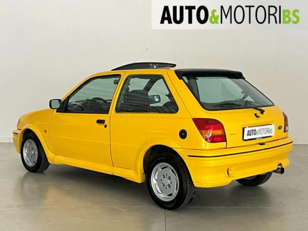 Ford Fiesta 1.6i 3 porte XR2 (6)