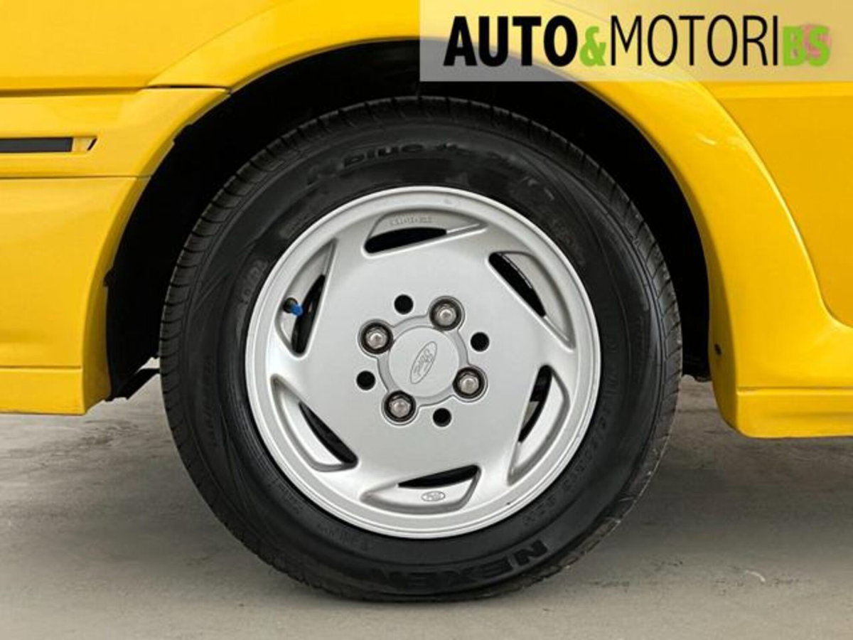 Ford Fiesta 1.6i 3 porte XR2 (8)