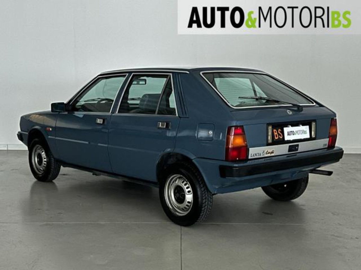 Lancia Delta 1.3 (6)