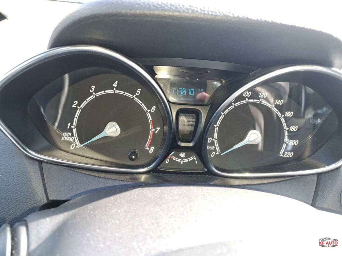 Ford B-Max B-Max 1.4 90 CV GPL Titanium (16)