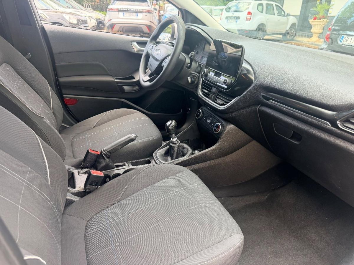 Ford Fiesta 1.5 TDCi 75CV 5 porte Titanium (3)