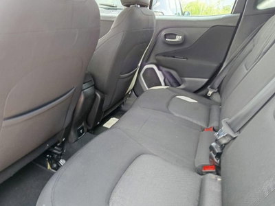 Jeep Renegade 1.6 Mjt 120 CV Longitude (17)
