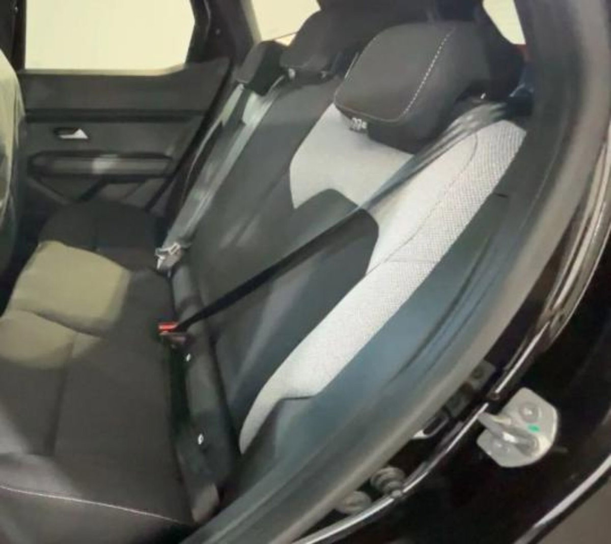Dacia Duster 1.2 Eco-G Journey 120cv (5)