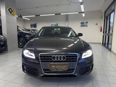 Audi A4 Avant 2.0 TDI 143CV F.AP. quattro (2)