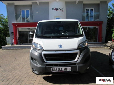 Peugeot Boxer Furgone 330 2.2 HDi/130CV FAP PC-TN Combi Comfort usato