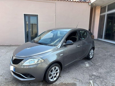 Lancia Ypsilon 1.2 69 CV 5 porte GPL Ecochic Gold usata
