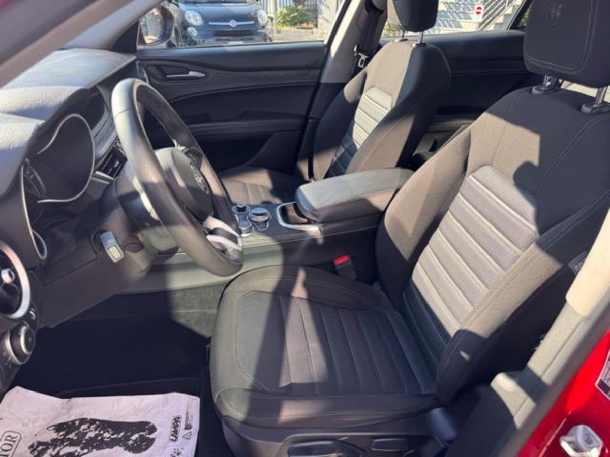 Alfa Romeo Stelvio Stelvio 2.2 Turbodiesel 190 CV AT8 Q4 Ti (8)