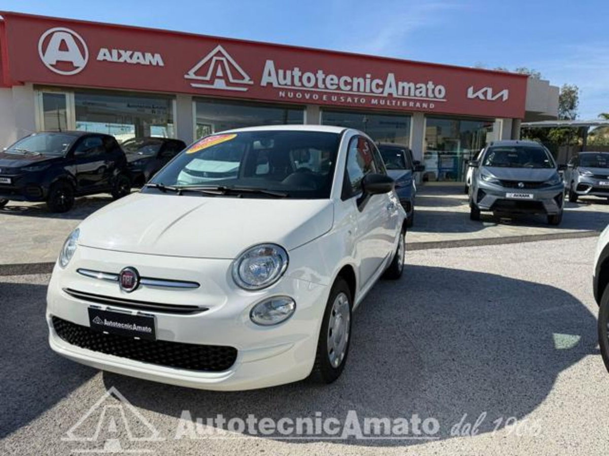 Fiat 500 1.0 Hybrid Red