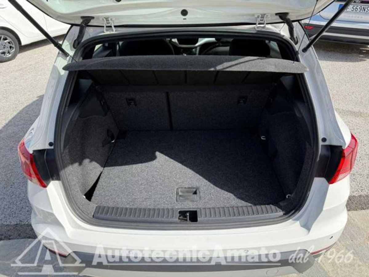 SEAT Arona 1.0 EcoTSI Style (16)
