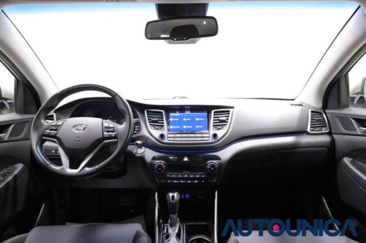 Hyundai Tucson 1.7 CRDi DCT XPossible (10)