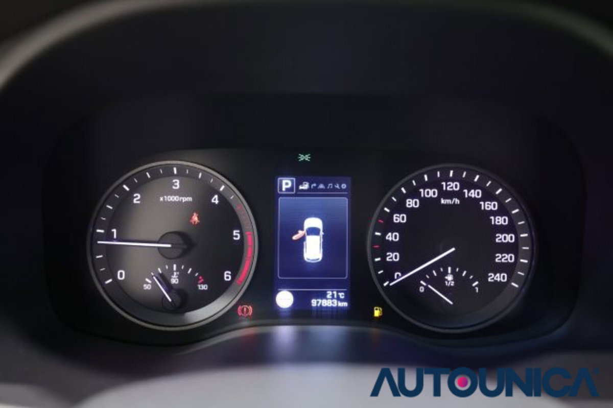 Hyundai Tucson 1.7 CRDi DCT XPossible (8)
