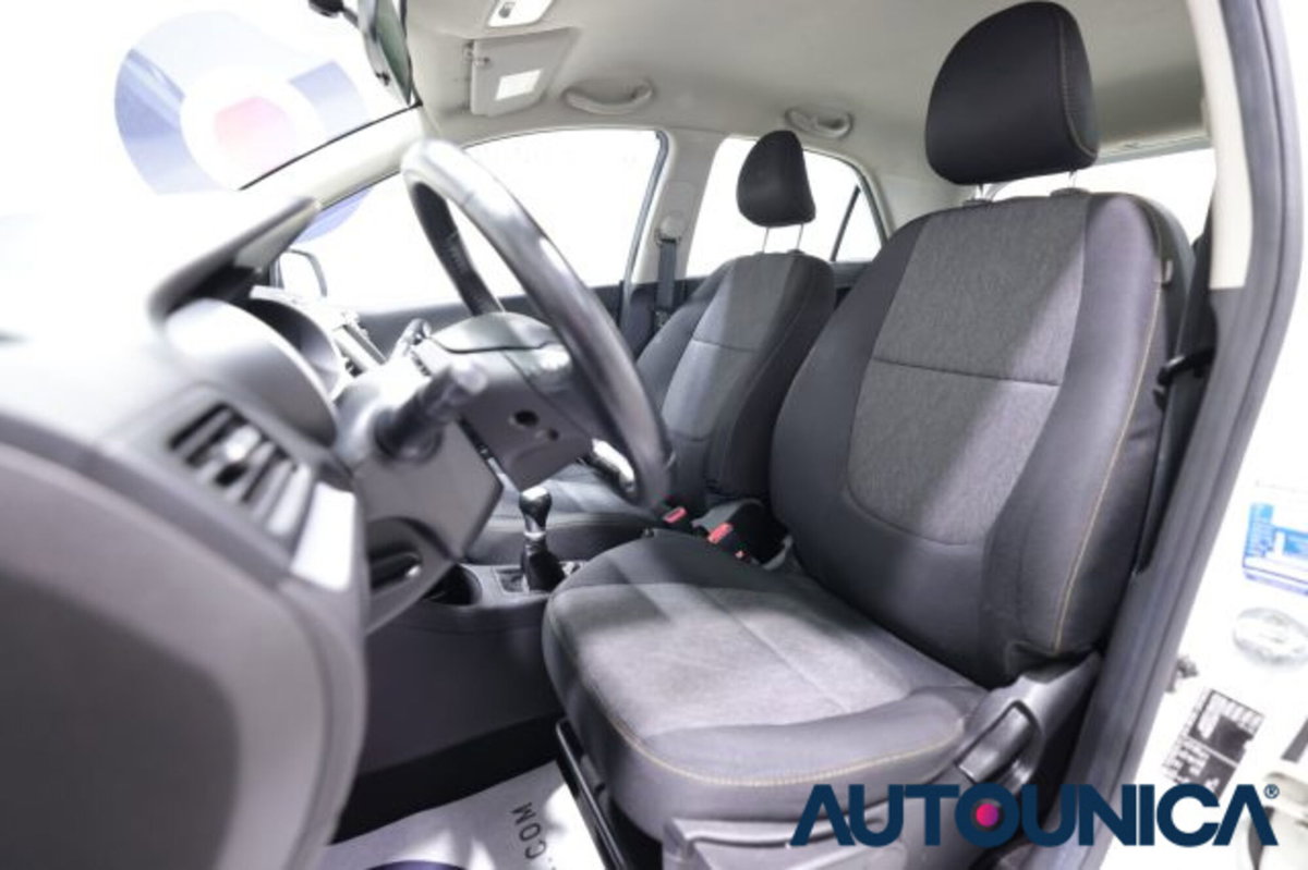 Kia Picanto 1.0 12V 5 porte AMT Style (6)