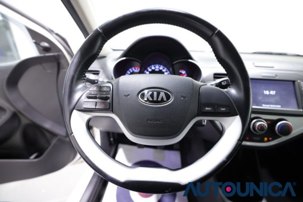 Kia Picanto 1.0 12V 5 porte AMT Style (7)