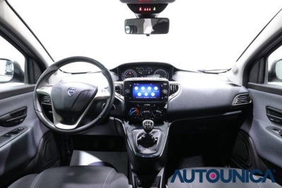 Lancia Ypsilon 1.0 FireFly 5 porte S&S Hybrid Ecochic Silver (10)
