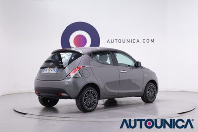 Lancia Ypsilon 1.0 FireFly 5 porte S&S Hybrid Ecochic Silver (14)
