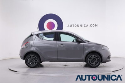 Lancia Ypsilon 1.0 FireFly 5 porte S&S Hybrid Ecochic Silver (4)