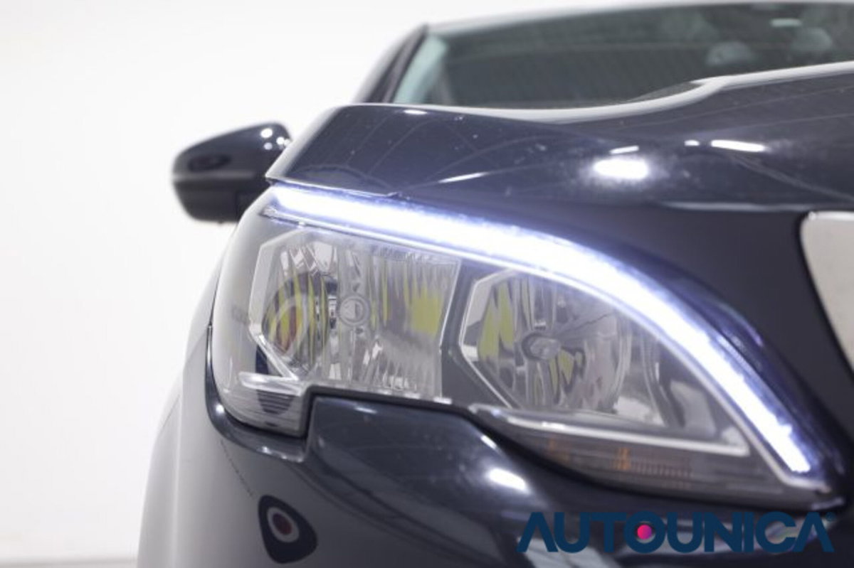 Peugeot 3008 BlueHDi 130 S&S EAT8 Allure Pack (12)