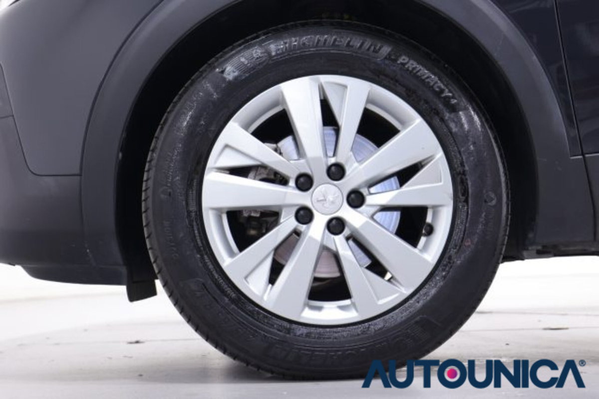 Peugeot 3008 BlueHDi 130 S&S EAT8 Allure Pack (17)