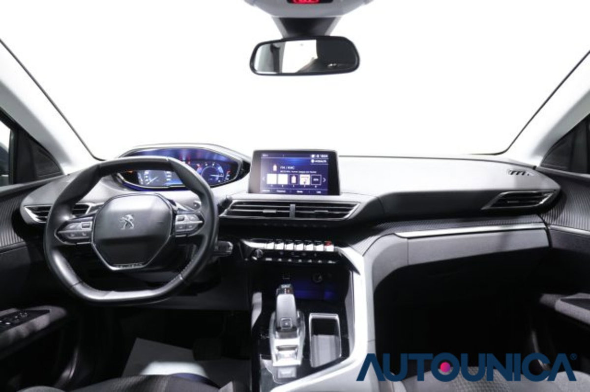 Peugeot 3008 BlueHDi 130 S&S EAT8 Allure Pack (9)