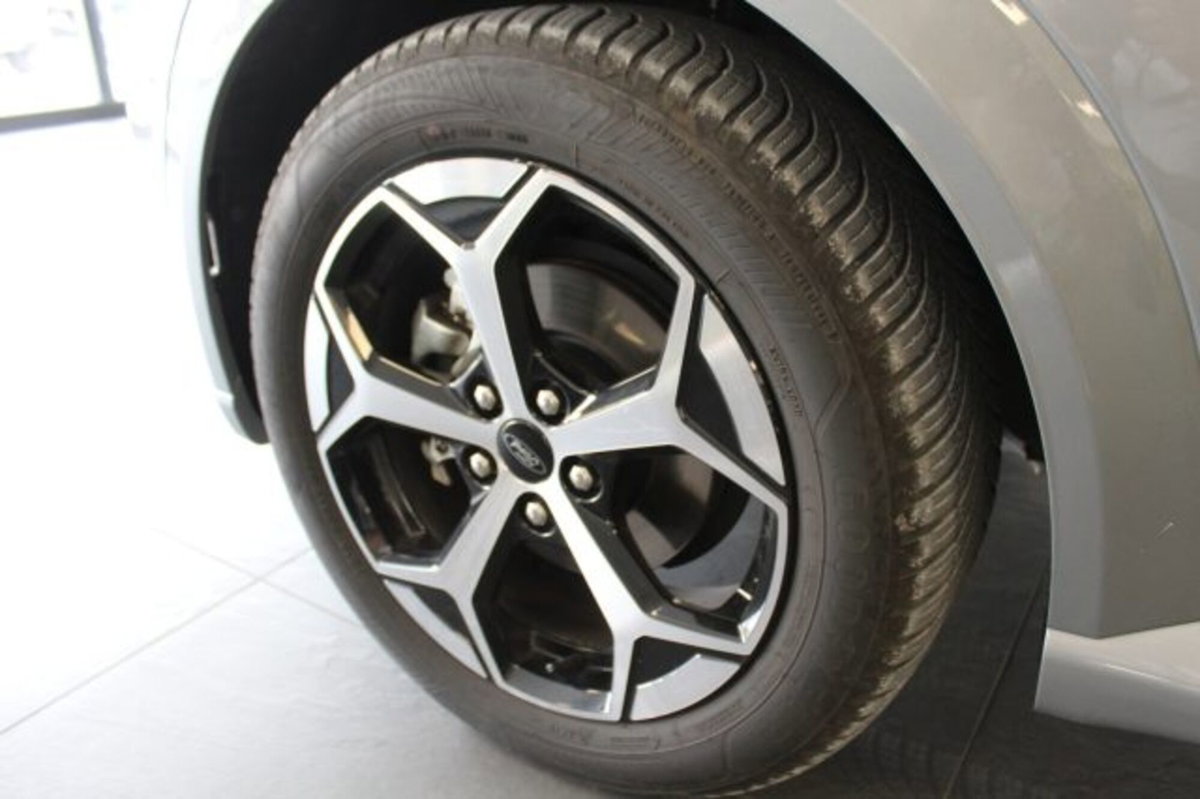 Ford Puma 1.0 EcoBoost Hybrid 125 CV S&S ST-Line X (6)