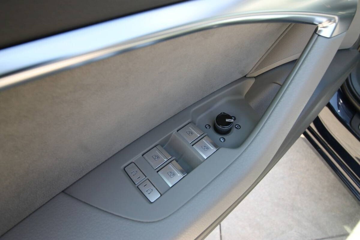 Audi A6 Avant 40 2.0 TDI quattro ultra S tronic Sport (13)