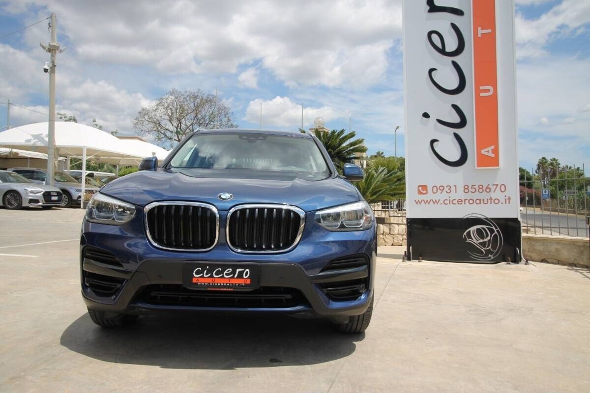 BMW X3 xDrive20d Business Advantage (2)