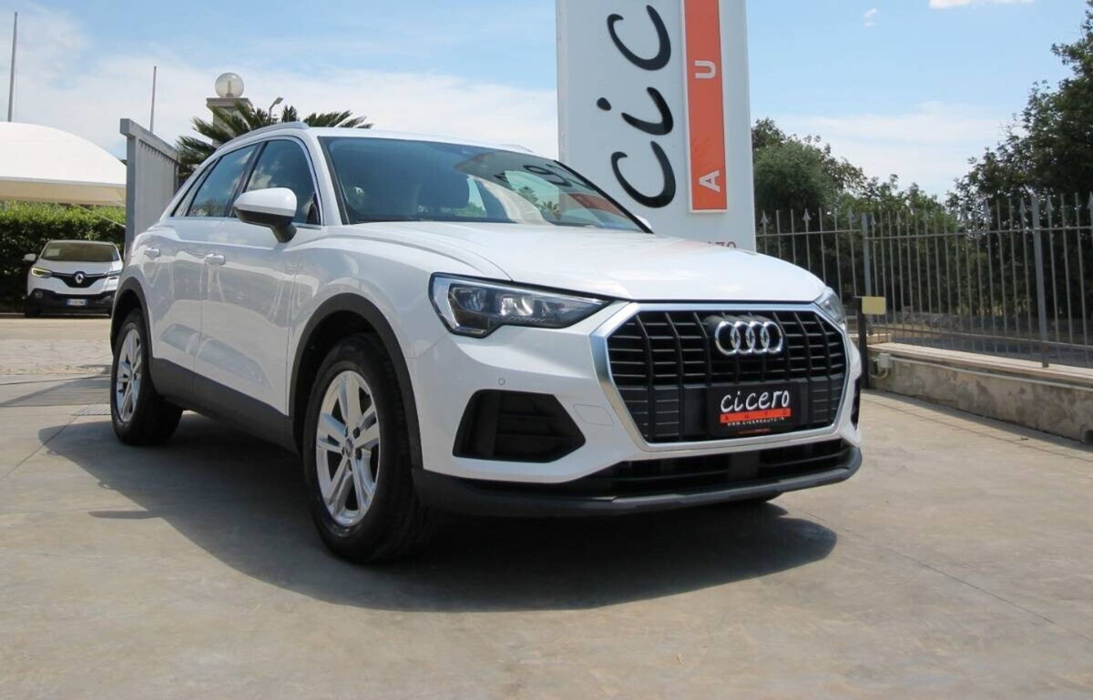 Audi Q3 35 TDI quattro S tronic Business